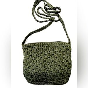 Island Planet Army Green Cross Body Bag